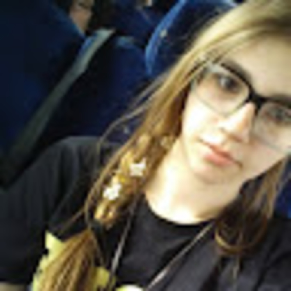 Meet your Posher, Hayley